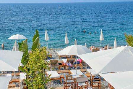 Top 4 best restaurants with sea view in Nice