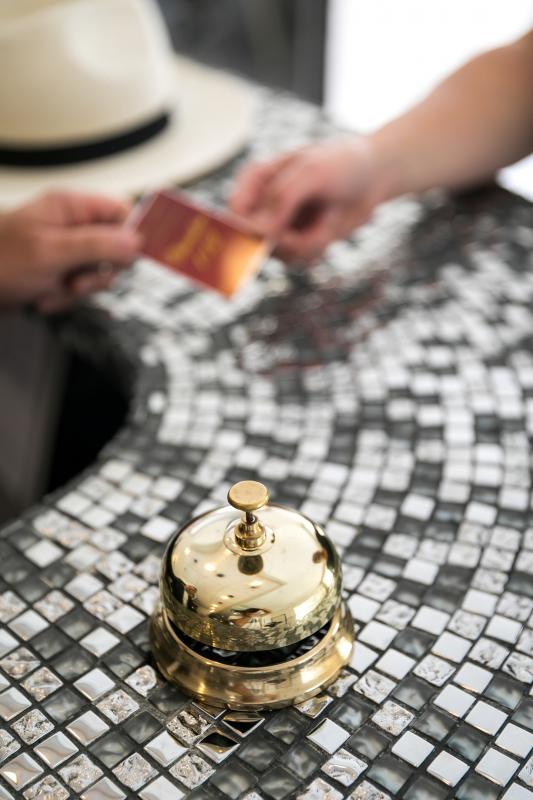 Hôtel Locarno Nice  - conciergerie